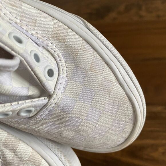 Vans White Checkered Lace-Up Sneakers Youth 1 - Picture 8 of 13